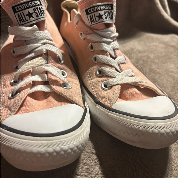 Converse Peach All Star Chuck Taylors Sneakers Women’s size 9/ Men’s size 7 - Picture 1 of 13